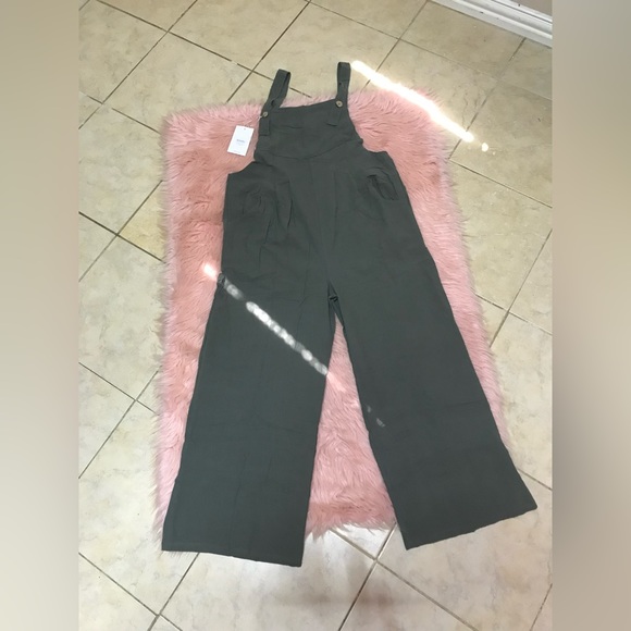 Kamidun jumpsuit💚 - Picture 4 of 12